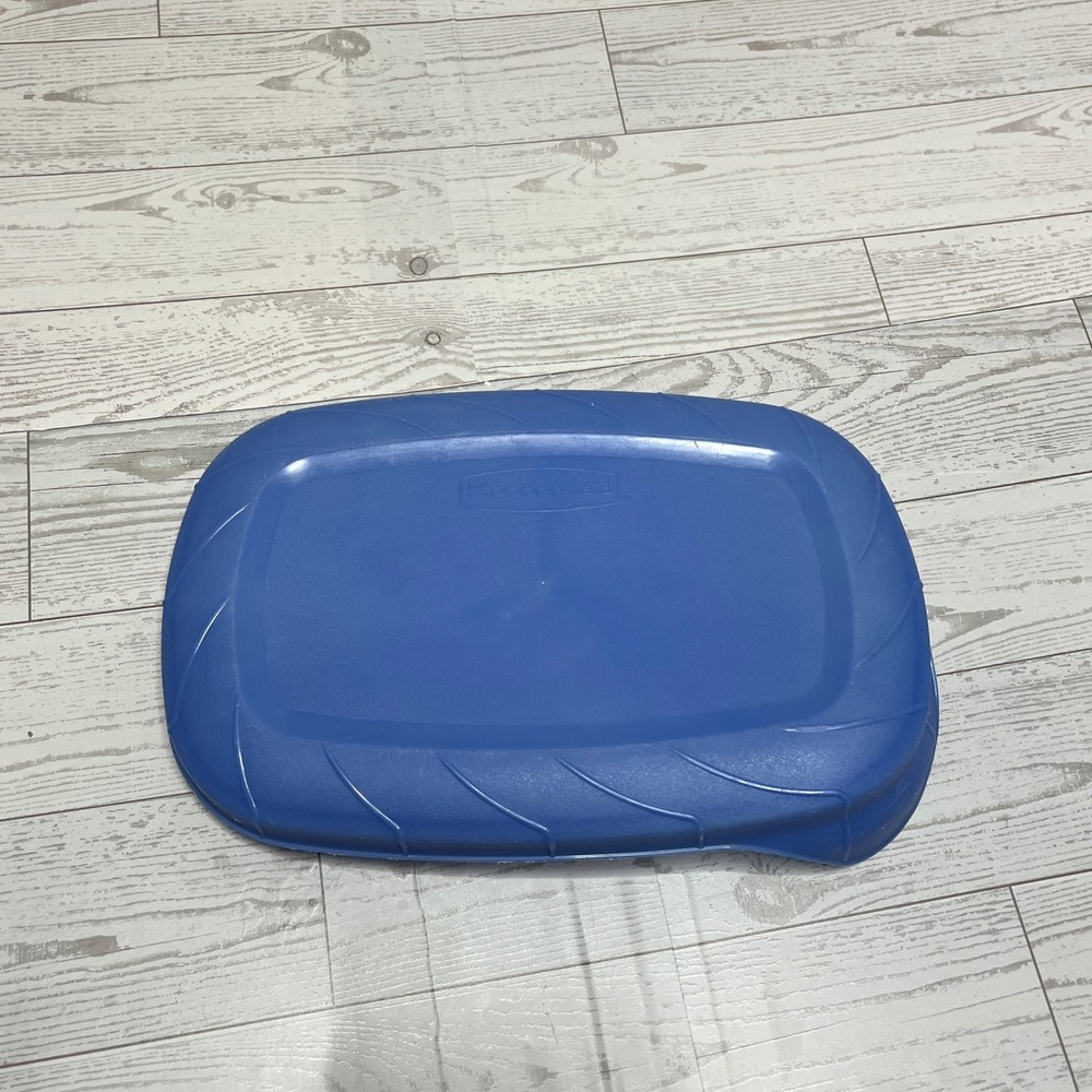 Rubbermaid Servin Saver Blue Replacement Lid Size D 553J 2 Rectangular Swirl